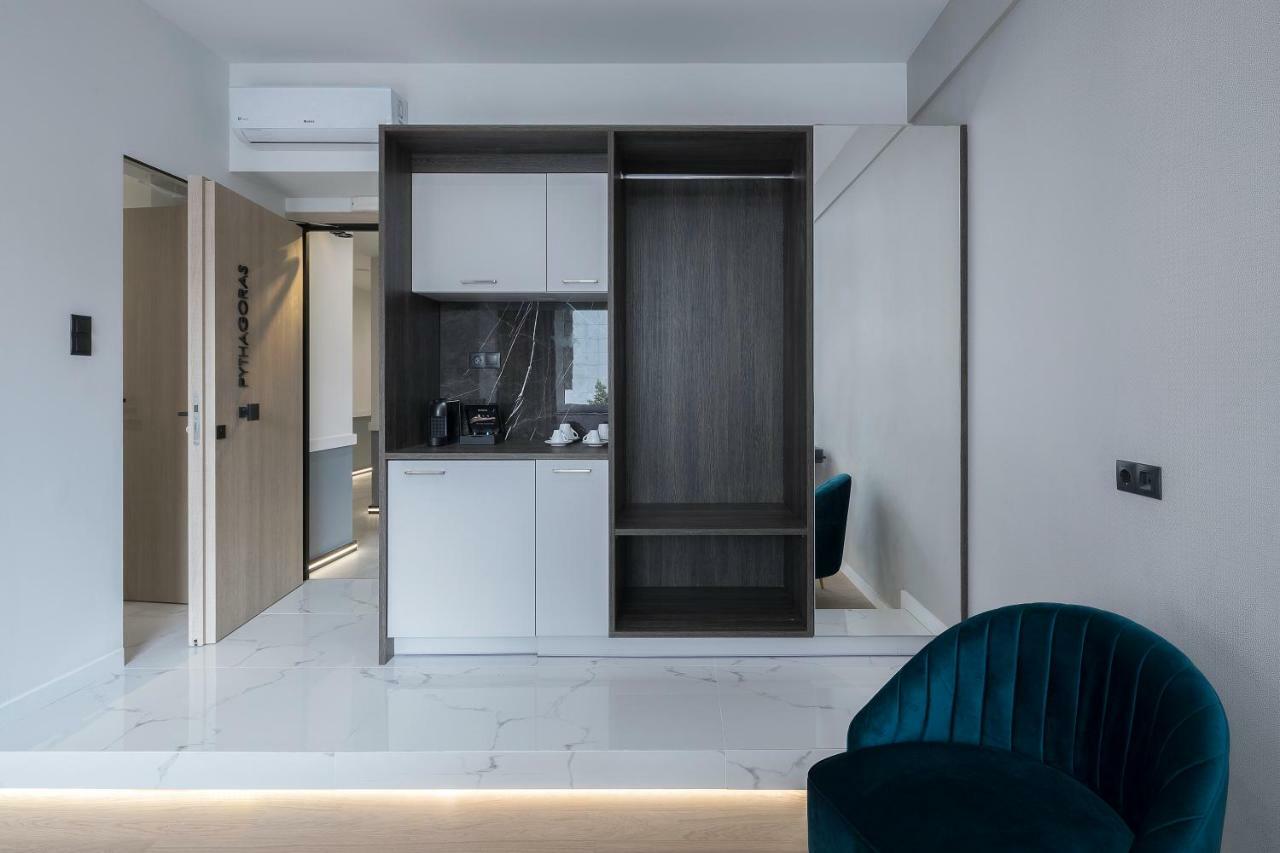 Philosofia Athens Suites Exterior photo